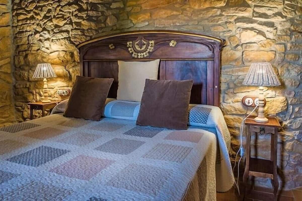 Standard Double Room | Premium bedding, minibar, soundproofing, WiFi (free)