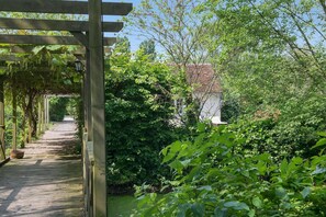 الإطلالة من المنشأة