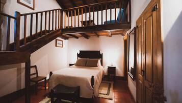 Quarto casal superior | 1 quarto, individualmente decorados, individualmente mobiliados