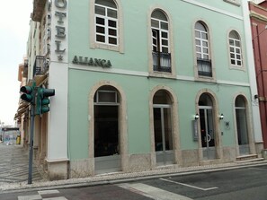 Property entrance - Hotel Aliança (Figueira da Foz)