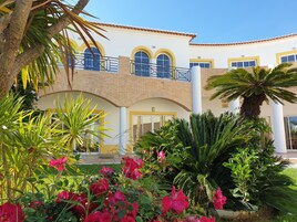 Fachada del alojamiento