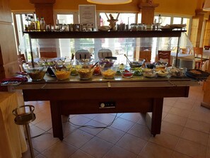 Buffet - Club House CVL (Lagos)