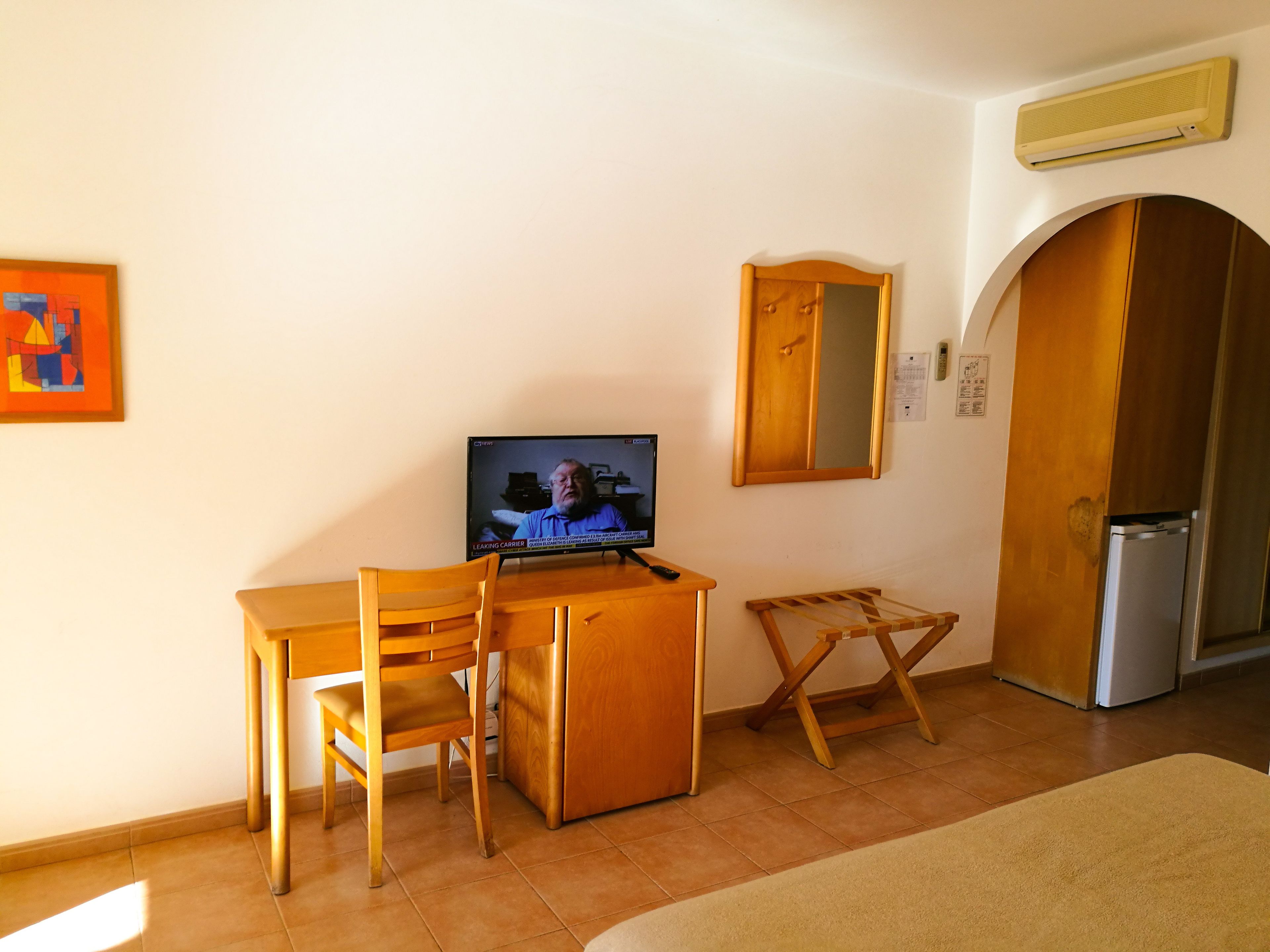 1 bedroom, minibar, desk, laptop workspace
