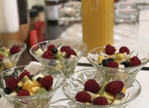 매일 영국식 아침 식사(1인당 GBP 7.50)