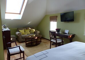 Superior Double or Twin Room (Olive Room)