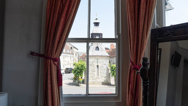Room - George Inn, Mere (Warminster)