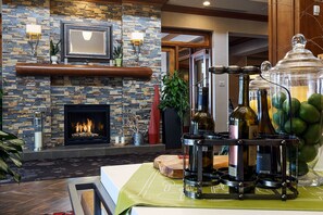 Lobby - Hilton Garden Inn Clifton Park (Clifton Park)
