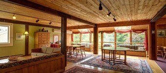Snowy Owl Inn And Resort
