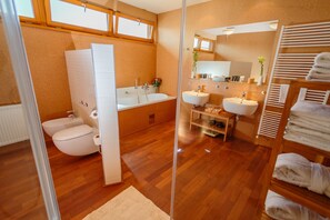 Penthouse Suite, 2 Bedrooms | Bathroom