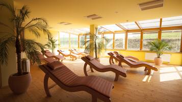 Sauna, hot tub, body treatments, mud baths, aromatherapy, body wraps