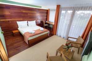 Hypo-allergenic bedding, pillow-top beds, in-room safe, desk