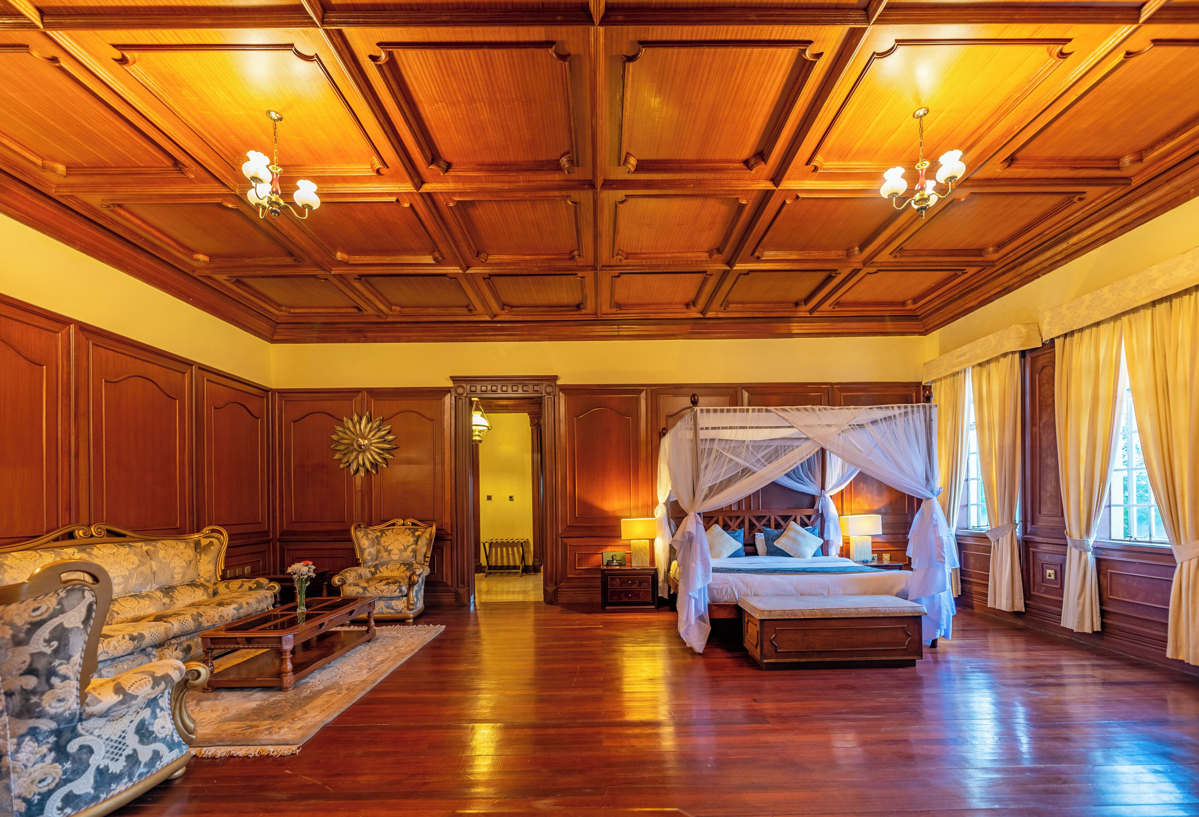 Penthouse | Premium bedding, in-room safe, individually furnished, blackout drapes