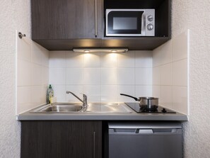 Studio, 1 Doppelbett | 1 Schlafzimmer, Schreibtisch, Verdunkelungsvorhänge
