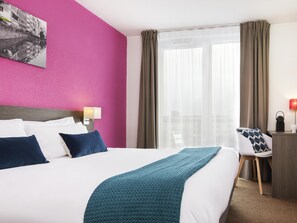 Studio – superior, 1 dobbeltseng, balkong | Skrivebord, blendingsgardiner, lydisolert og strykejern/-brett