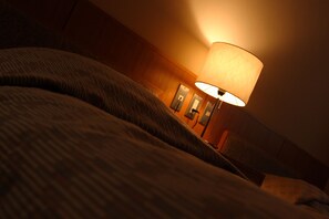 Japanese Western Style Room for 6 Guests, Old Building