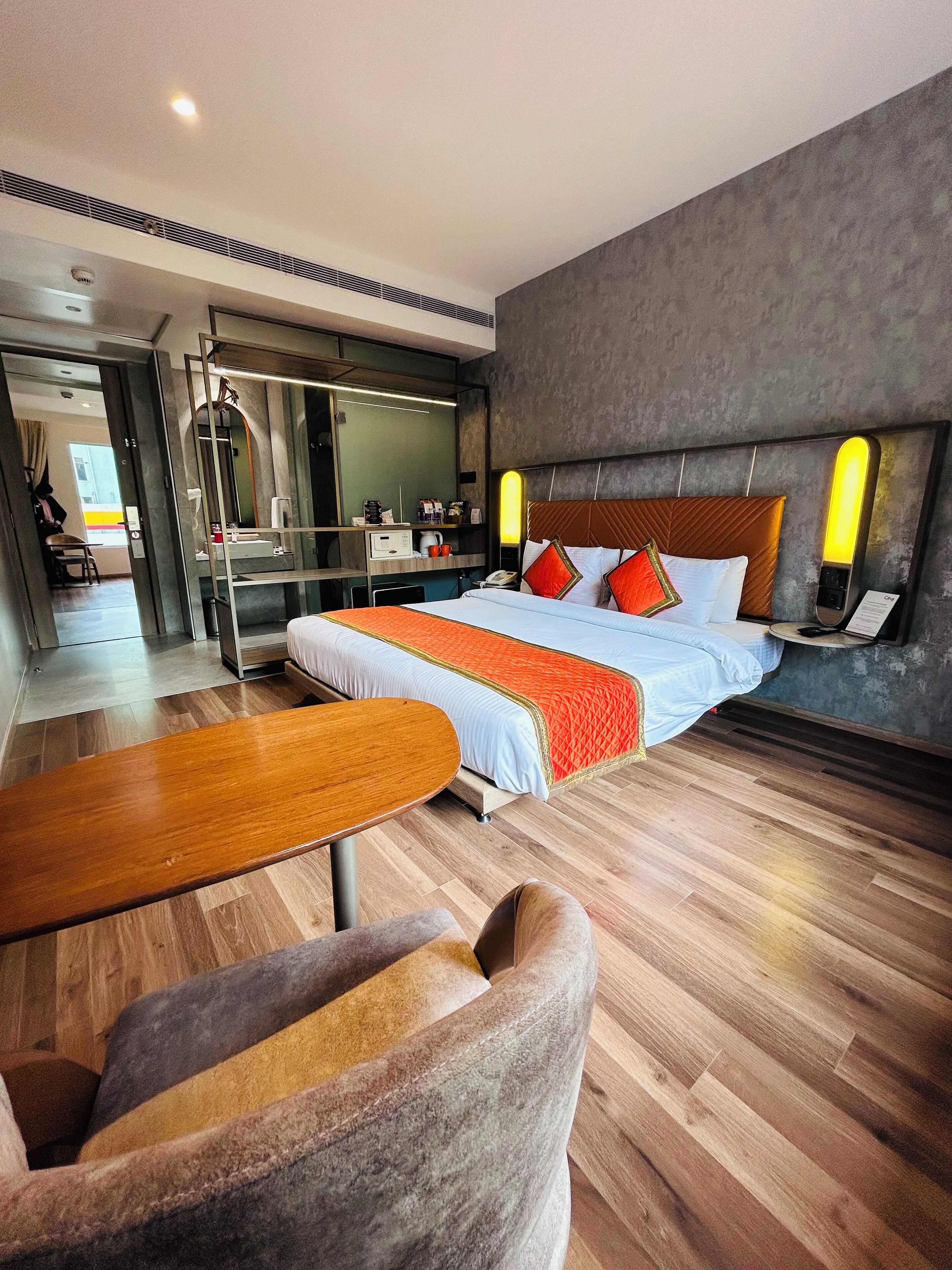 Premium Double Room | Minibar, in-room safe, iron/ironing board, free WiFi
