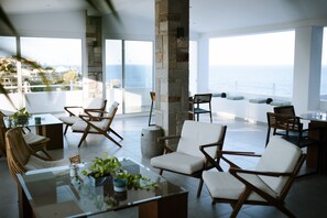 Lobby - Peninsula Resort & Spa - All Inclusive (Malevizi)