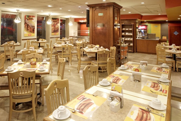 Breakfast, lunch, dinner served; international cuisine