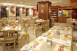 Breakfast, lunch, dinner served; international cuisine