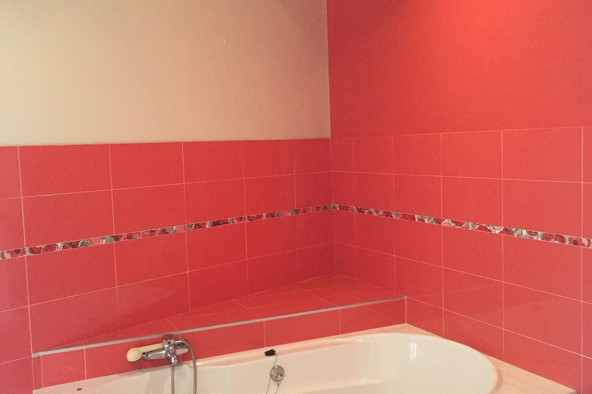 superior room, 1 bedroom | jetted bathtub