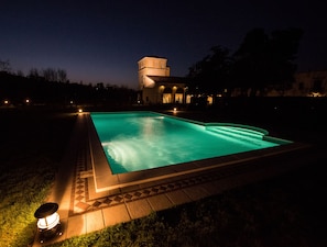 Outdoor pool, sun loungers - Residence Ca' Beregana (Vicenza)