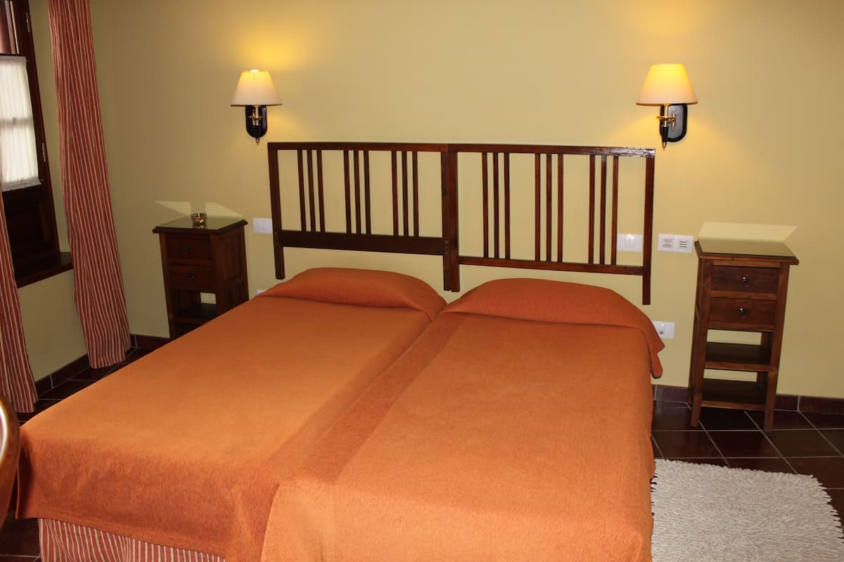 Chambre double | 1 chambre, minibar, coffre-fort, bureau