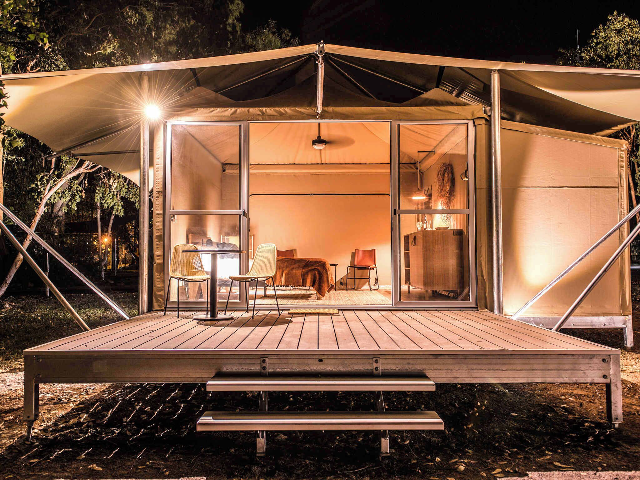 Outback Retreat Plus (Glamping)