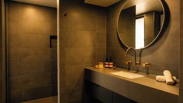 Yellow Water Villa | Bathroom | Towels