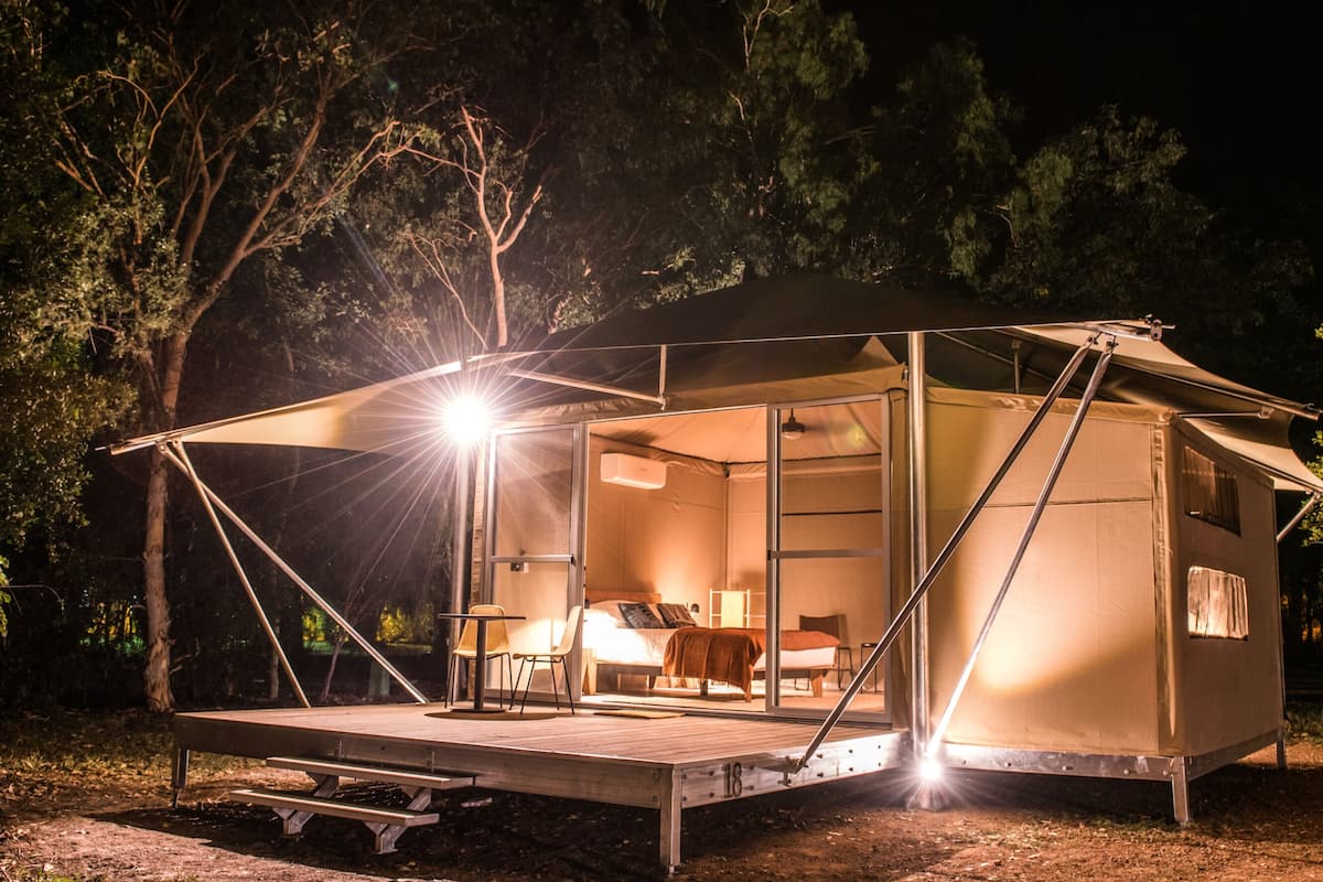 Familietelt - flere senge (Glamping) | 1 soveværelse, sengetøj