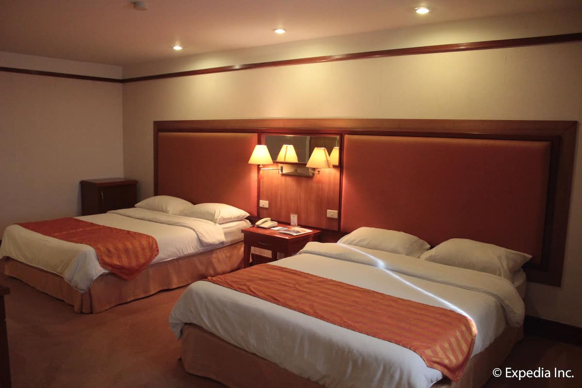 Deluxe Suite, 1 Bedroom | Premium bedding, bed sheets