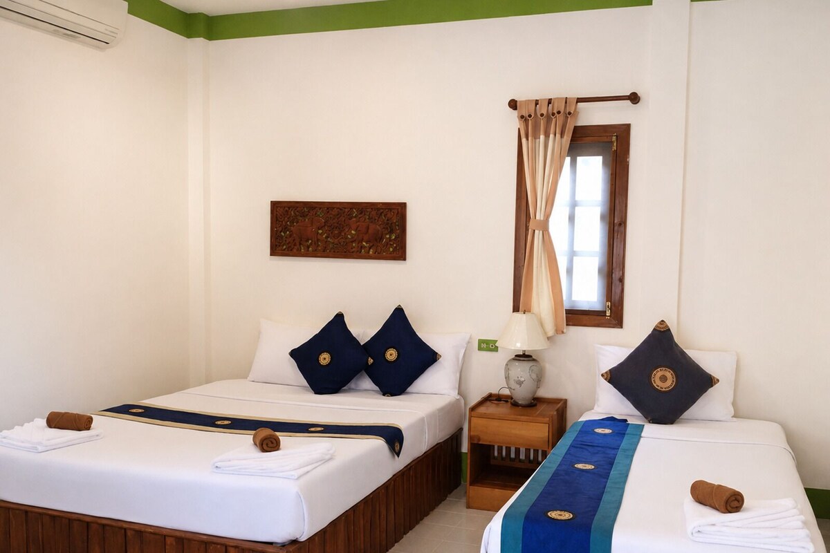 In-room safe, blackout drapes, bed sheets