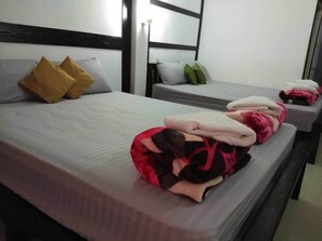 Minibar, in-room safe, free WiFi - At Chiangrai Resort (Chiang Rai)