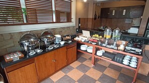 Daily buffet breakfast for a fee - Amansari Villa (Denpasar)