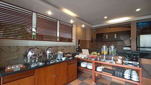 Daily buffet breakfast (IDR 100000 per person)