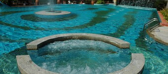 Kampung Tok Senik Resort