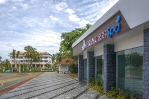 Couples treatment rooms