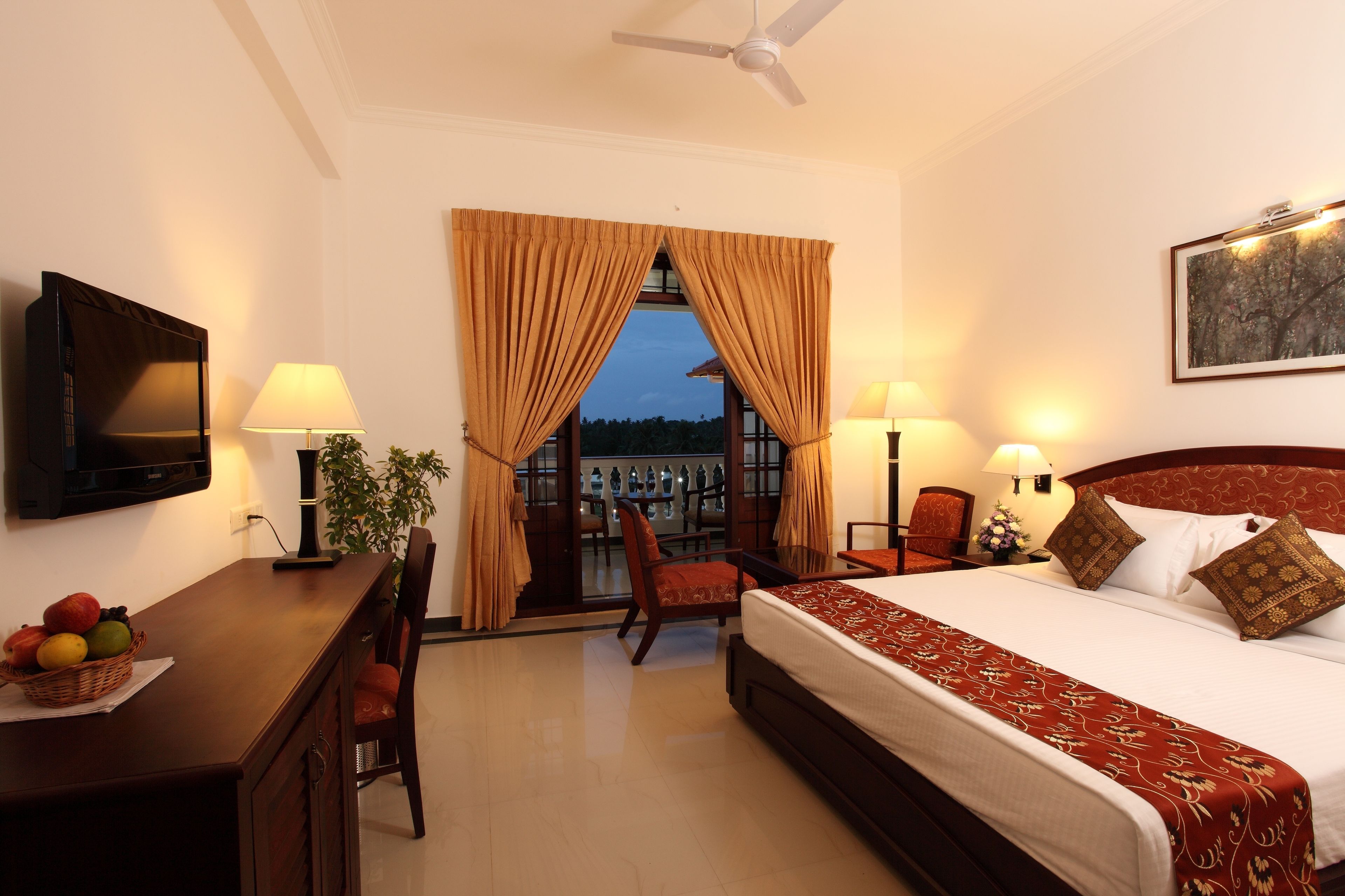 Deluxe Room, 1 King Bed | View from room