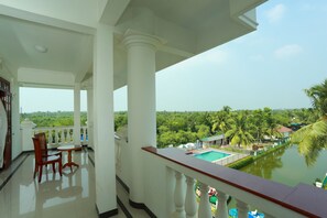 Premium Room, 1 Double Bed | Balcony