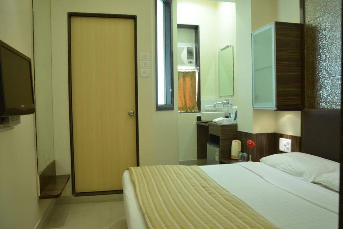 Zimmer (Standard Room Non Sea facing)