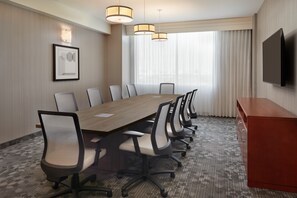 Deluxe Suite, 1 Bedroom, Non Smoking | Hypo-allergenic bedding, in-room safe, desk, iron/ironing board - Courtyard by Marriott Ottawa East (Ottawa)