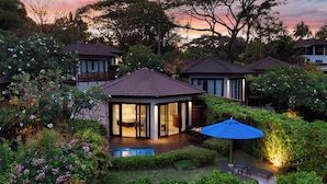 A resort with multiple villas, a pool, and lush greenery. - SAii Koh Samui Villas - Adults Only (Koh Samui)