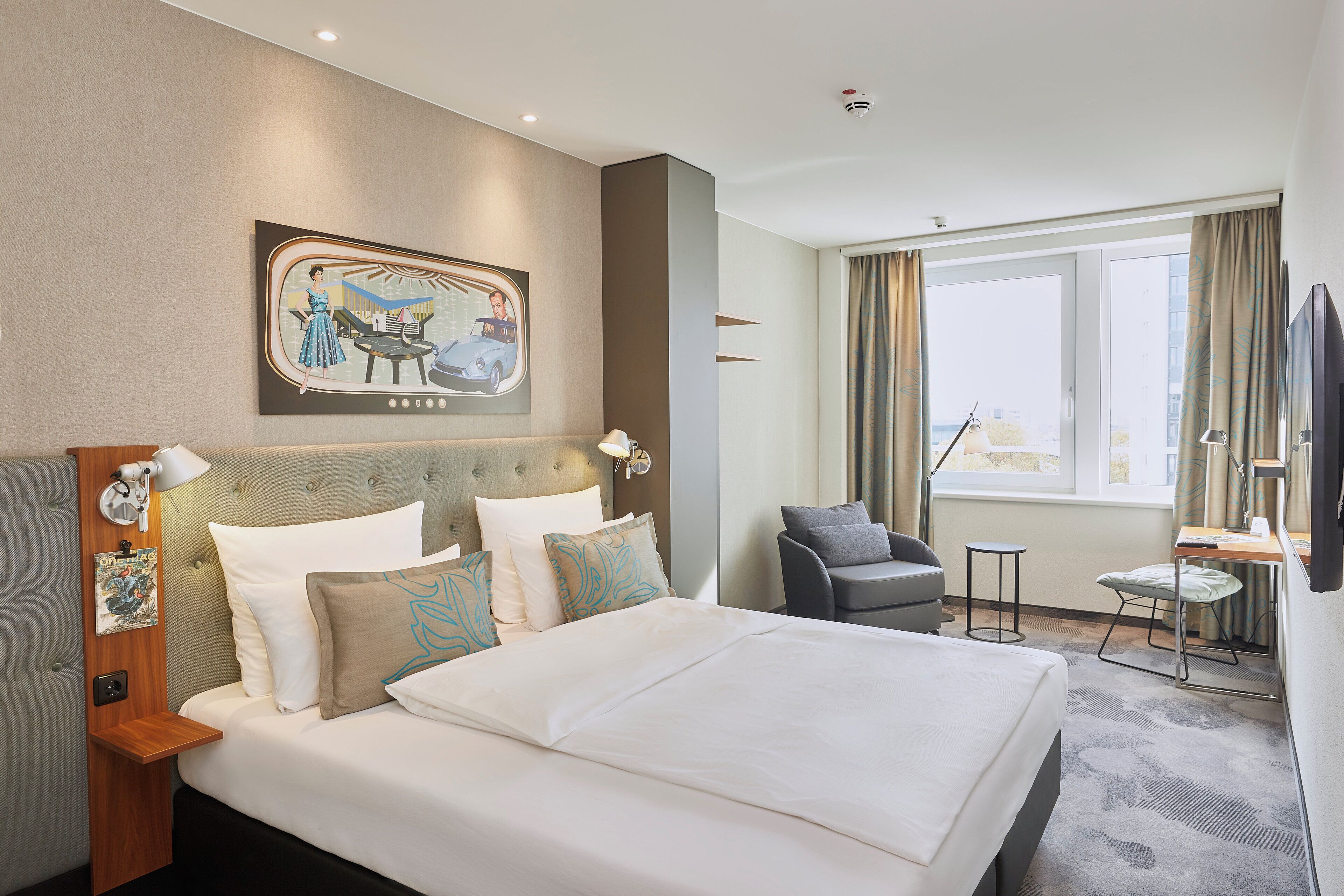 comfort room, 1 king bed | premium bedding, blackout curtains, soundproofing, iron/ironing board