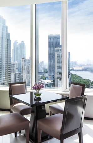 View from room - Grande Centre Point Hotel Terminal 21 (Bangkok)