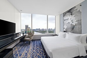 Premium bedding, down comforters, minibar, in-room safe - Grande Centre Point Hotel Terminal 21 (Bangkok)