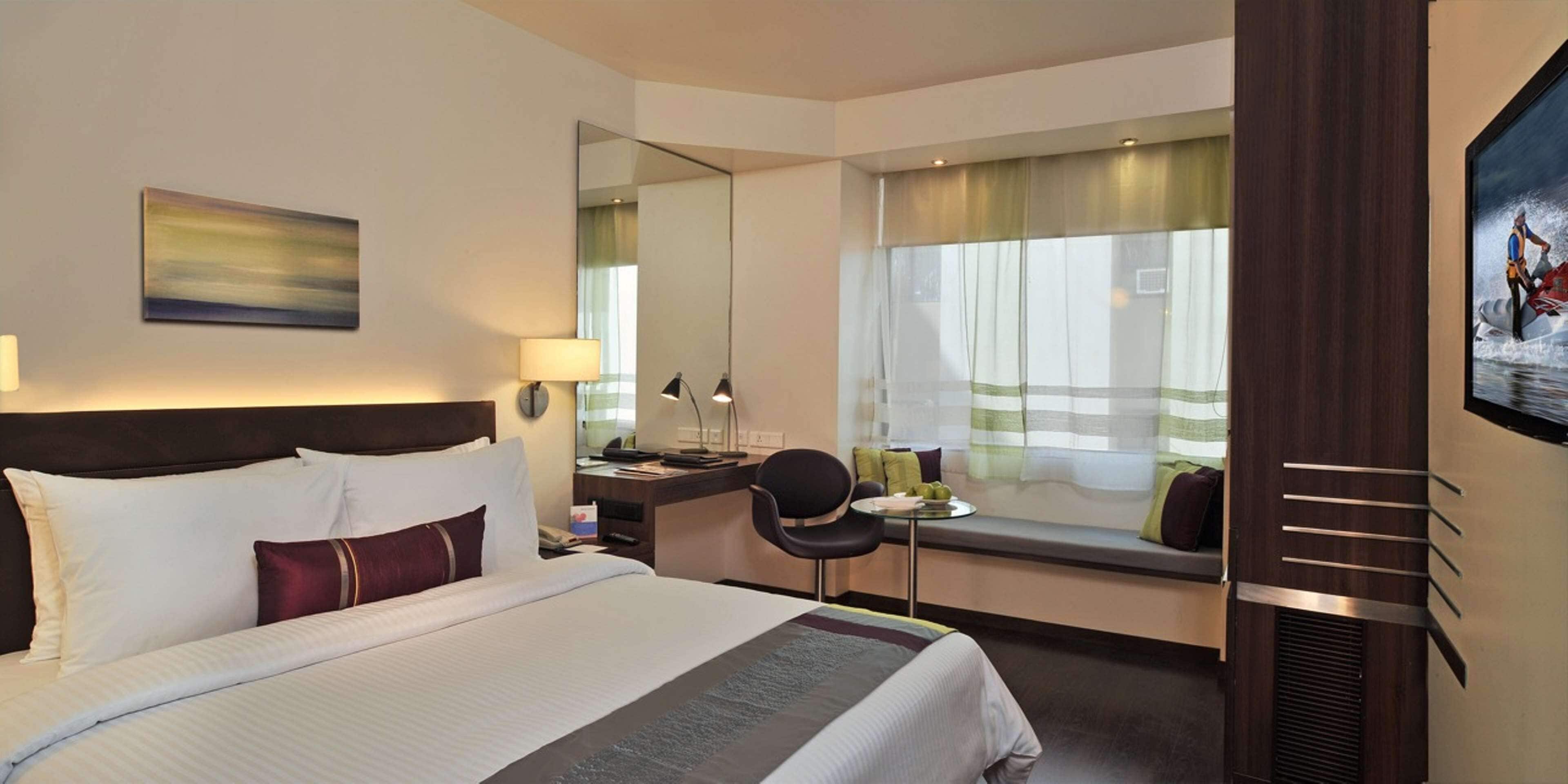 Ropa de cama de alta calidad, minibar, caja fuerte