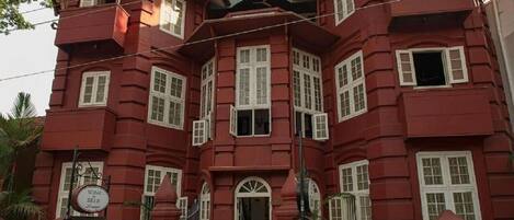 Fachada del alojamiento