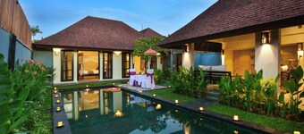 The Khayangan Dreams Villa Umalas