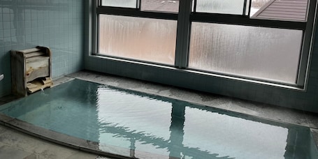 Aguas termales. HOTEL 24 sweets HAKUBA