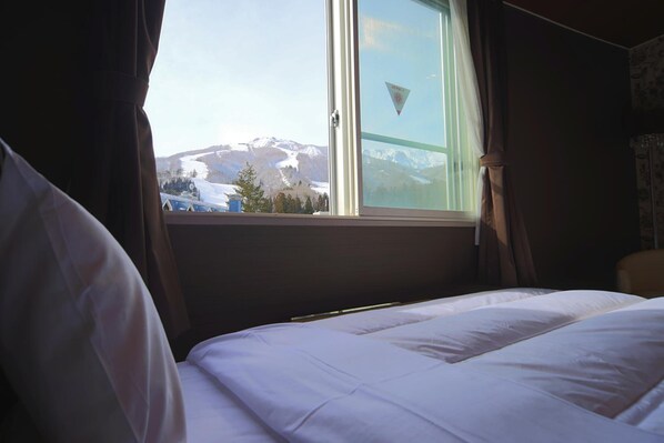 Chambre avec lits jumeaux, 2 lits jumeaux, salle de bain privée | Accès au Wi-Fi (inclus)