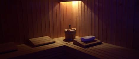 1 treatment room